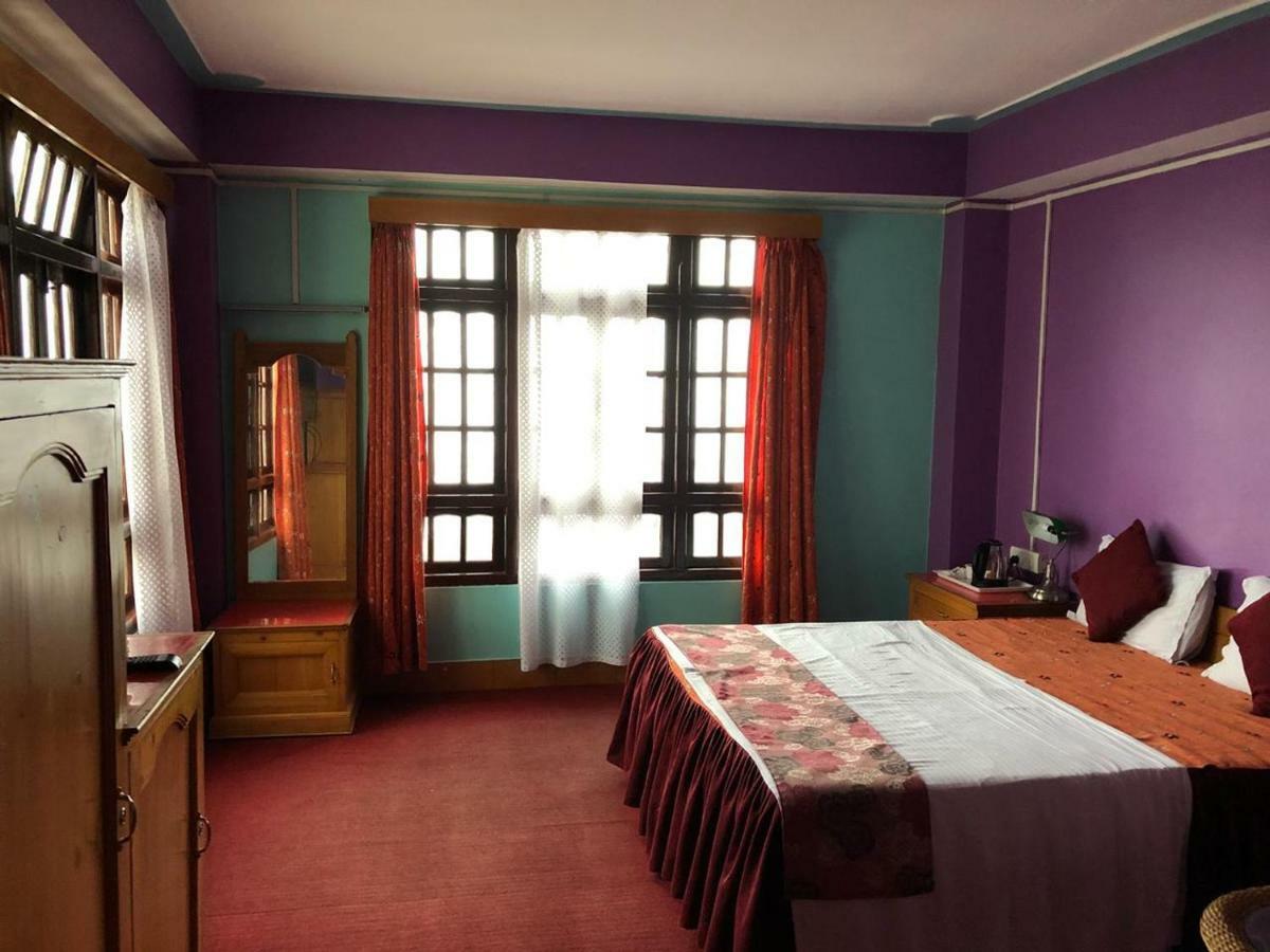 Golden Fish Hotel, 라충 외부 사진