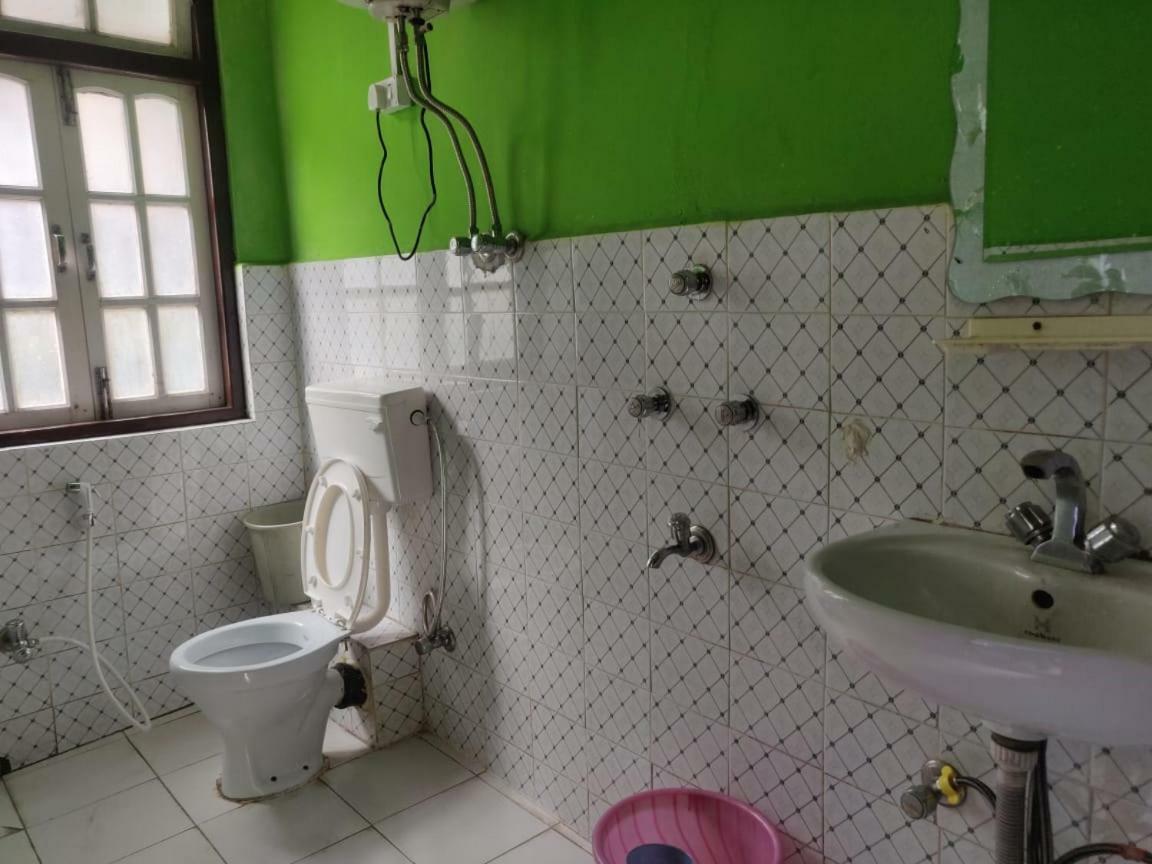 Golden Fish Hotel, 라충 외부 사진